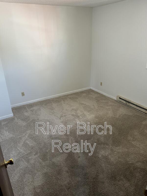 1024 3 S College St in Springfield, IL - Building Photo - Building Photo