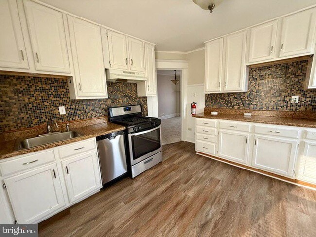 404 W Broad St in Palmyra, NJ - Building Photo - Building Photo