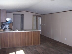 148 Pine St in Clinton, AR - Building Photo - Building Photo