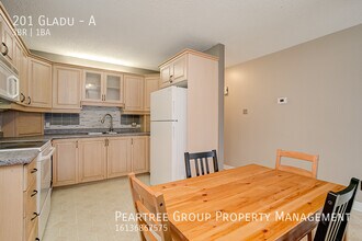 201 Gladu St in Ottawa, ON - Building Photo - Building Photo
