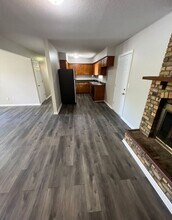 1907 Plymouth St in Independence, MO - Building Photo - Building Photo
