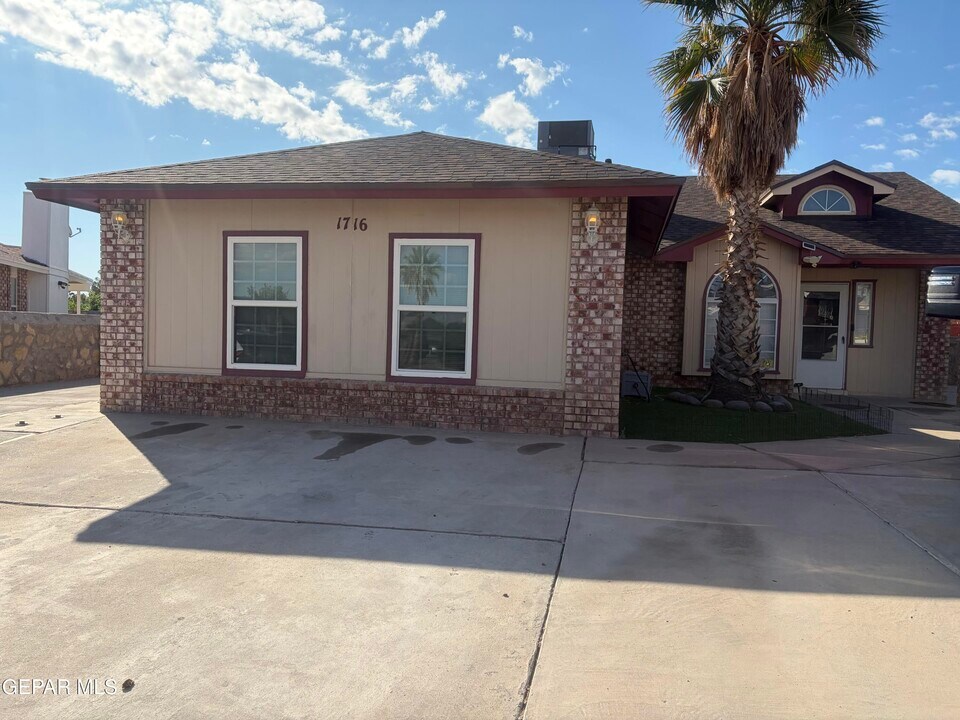1716 Aquilla Jane Ct in El Paso, TX - Building Photo