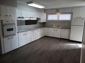 1023 N Coolidge Ave in Wichita, KS - Building Photo - Building Photo