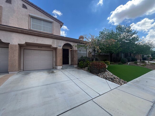 property at 1646 Coyote Run Dr
