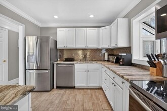 4854 Langer Ln in Woodbridge, VA - Building Photo - Building Photo