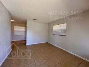 411 Gilman Cir in Orlando, FL - Building Photo - Building Photo