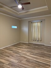 15505 Palmira Ave in Corpus Christi, TX - Foto de edificio - Building Photo