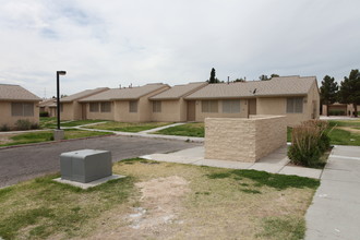 Biegger Estates in Las Vegas, NV - Building Photo - Building Photo