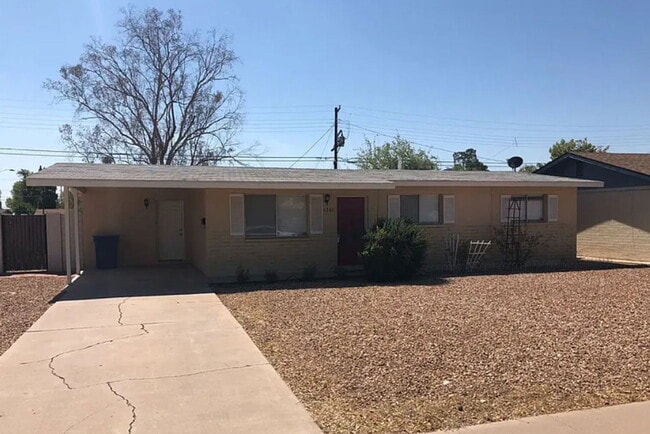 property at 1301 W 15th St