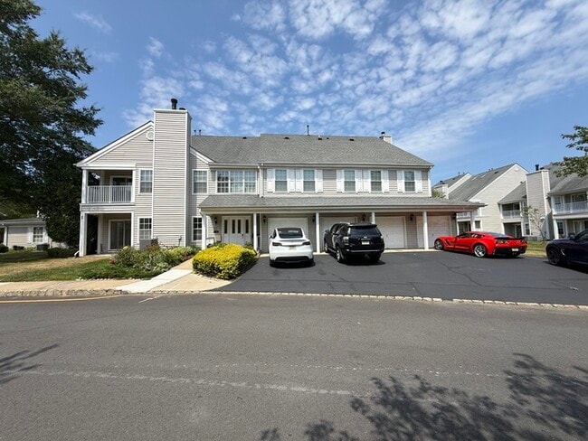 411 Eagles Chase Dr in Trenton, NJ - Foto de edificio - Building Photo