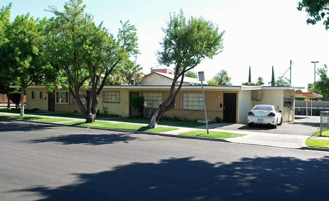 4110 E Mono Ave in Fresno, CA - Building Photo - Building Photo