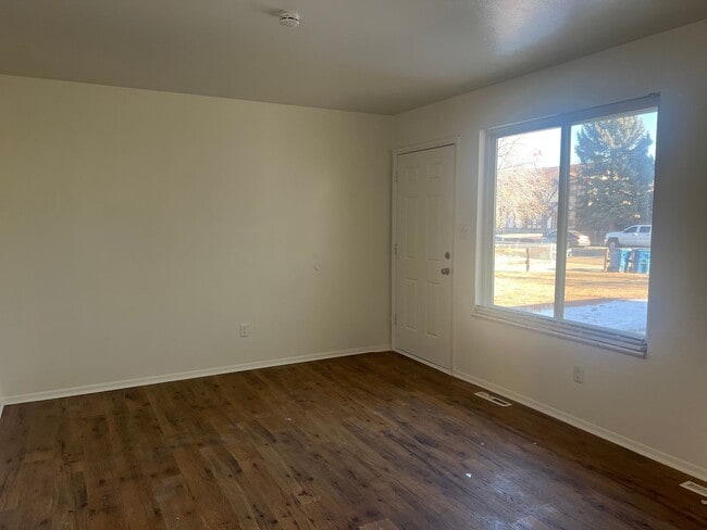 27 Lansing St in Aurora, CO - Building Photo - Building Photo