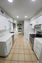 2702 Mulford Cv, Unit A in Austin, TX - Building Photo - Building Photo