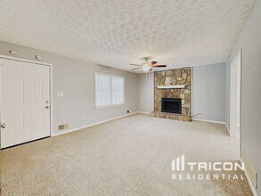 100 Russell Dr in Hiram, GA - Building Photo - Building Photo