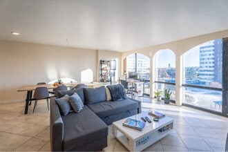 3100 E Cherry Creek S Dr in Denver, CO - Building Photo - Building Photo