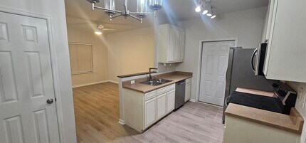 3217 Allison Marie Ct in Tallahassee, FL - Building Photo - Building Photo