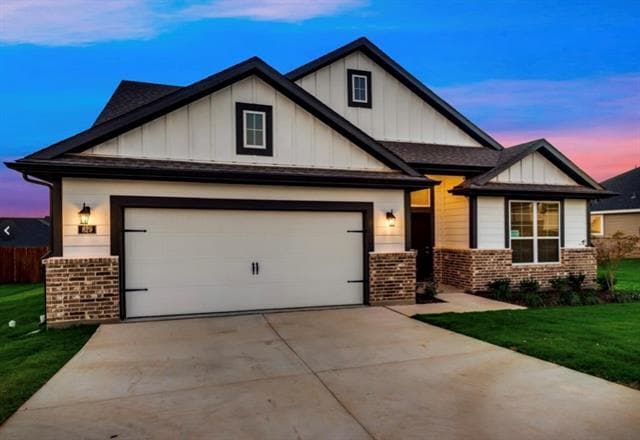 829 Porcupine Dr in Springtown, TX - Building Photo - Building Photo