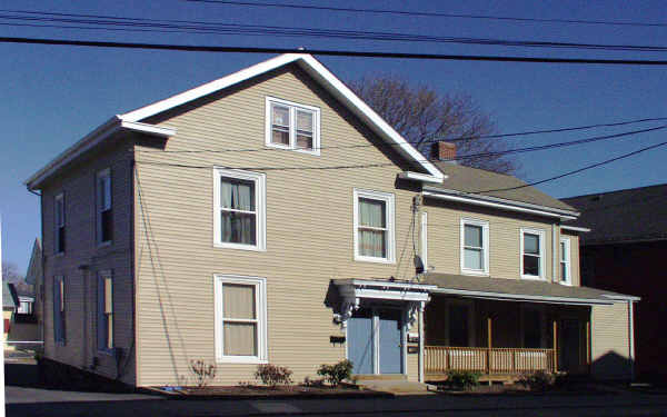 55 Winthrop St in Marlborough, MA - Building Photo