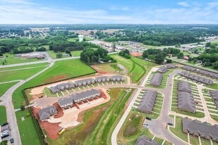 16085 Cohen Dr in Athens, AL - Building Photo