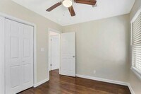 3444 Maryvale Dr photo'