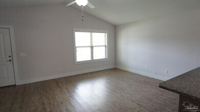138 Cottage View Dr in Pensacola, FL - Building Photo - Building Photo