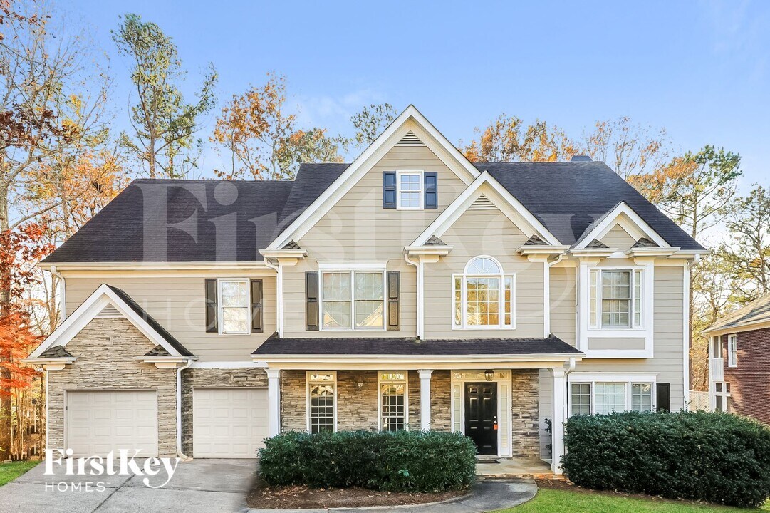 6231 Benbrooke Dr NW in Acworth, GA - Foto de edificio