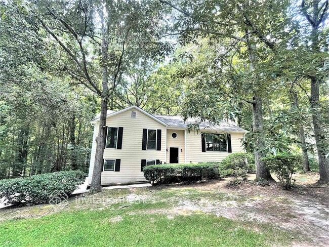 property at 976 Davis Mill Rd S