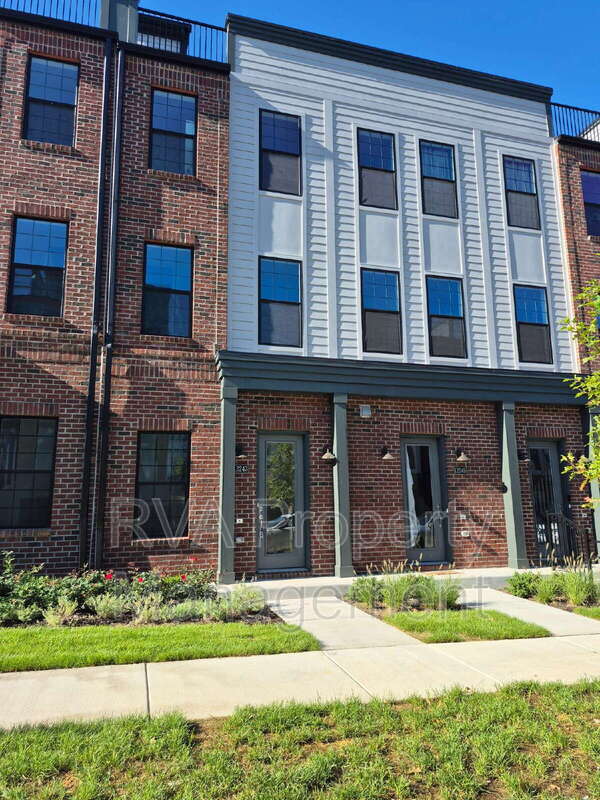 13243 Garland Ln
