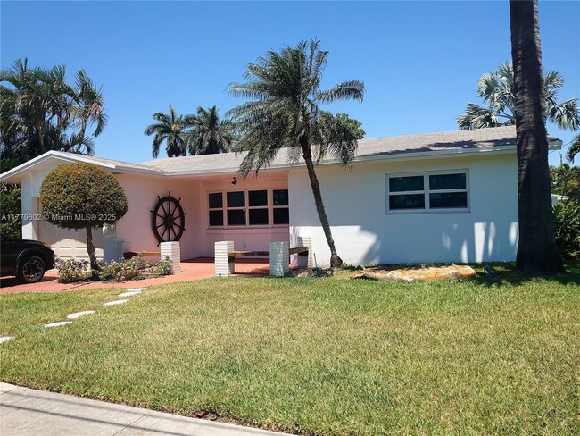 1428 Nautilus Is in Dania Beach, FL - Building Photo - Building Photo