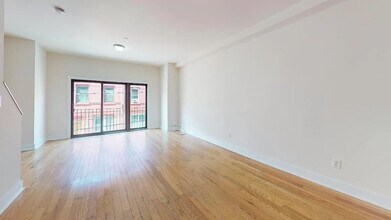 1921 N Gratz St in Philadelphia, PA - Building Photo - Building Photo