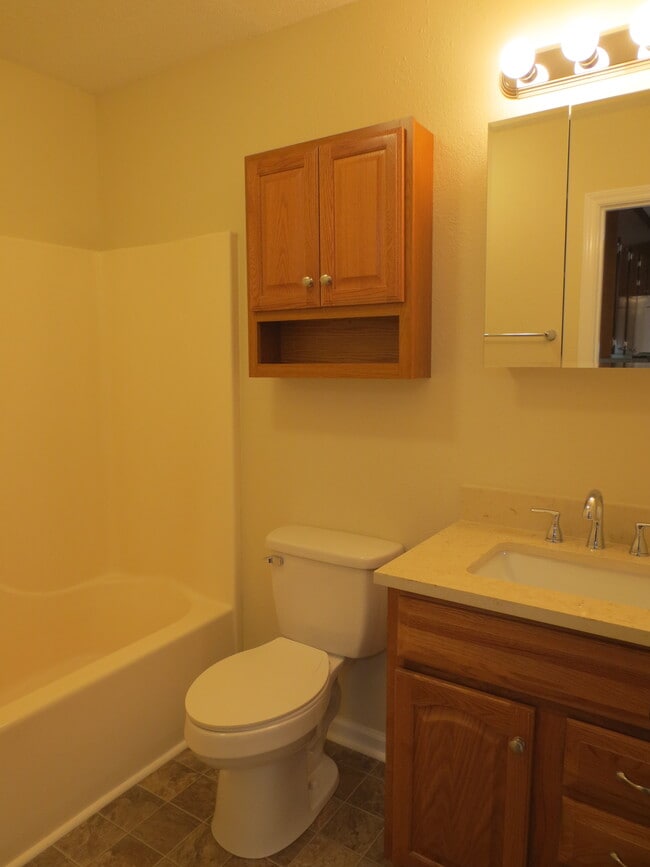 720 Kincaid Cir in Lenoir, NC - Building Photo - Building Photo