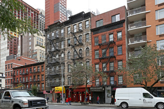 508 Ninth Ave in New York, NY - Building Photo - Building Photo