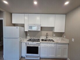 2006 J Ave in National City, CA - Building Photo