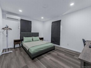 21 James L L Burrell Ave in Hempstead, NY - Building Photo - Building Photo