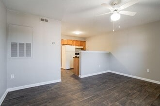 Alexander Station Apartment Homes in Salisbury, NC - Building Photo - Building Photo