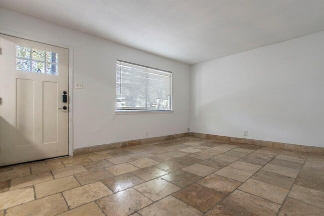 104 Prestwick Blvd in San Antonio, TX - Building Photo - Building Photo