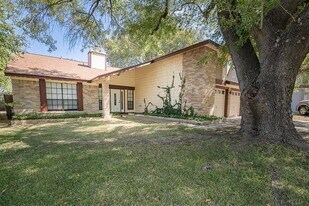 3302 Gallop Cove in Austin, TX - Building Photo