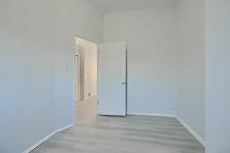 800 N Fulton Ave in Baltimore, MD - Building Photo - Building Photo