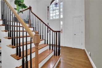 7155 Roswell Rd in Atlanta, GA - Building Photo - Building Photo