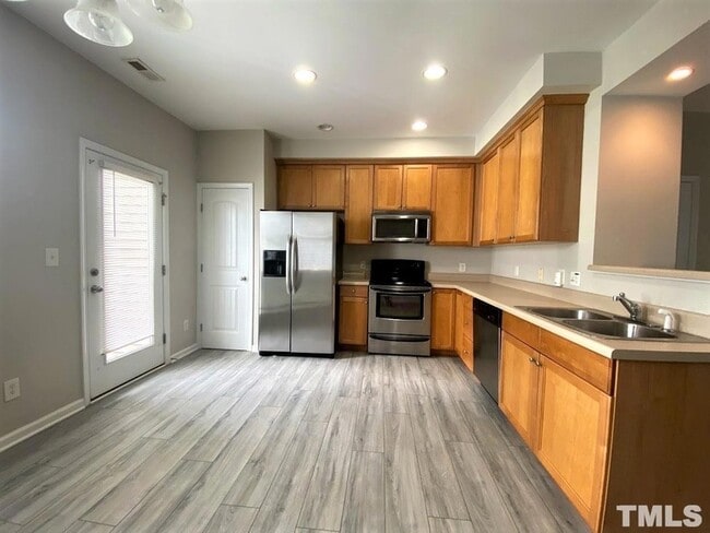 5105 Powell Townes Way in Raleigh, NC - Building Photo - Building Photo