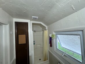 450 Allyn St-Unit -1 in Akron, OH - Building Photo - Building Photo