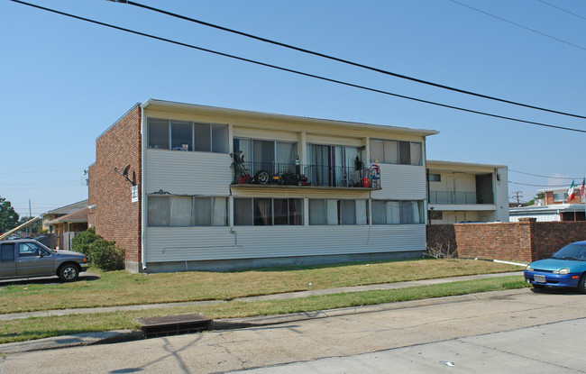 3200 Belmont Pl in Metairie, LA - Building Photo - Building Photo