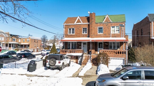 1701 Burnett St in Brooklyn, NY - Building Photo - Building Photo