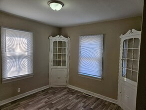 1325 S Hackley St in Muncie, IN - Foto de edificio - Building Photo