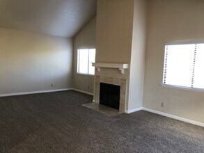 2698 Westberry Dr in Santa Rosa, CA - Building Photo - Building Photo