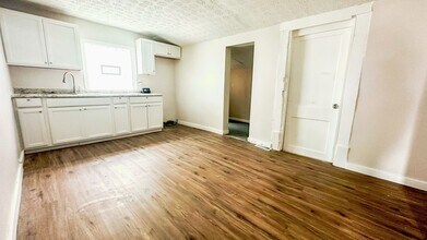 2540 Azelda St in Columbus, OH - Building Photo - Building Photo