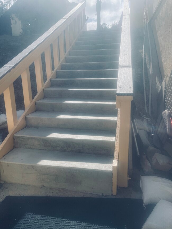 321 Greenwood Pl, Unit Private studio for rent in Bonita, CA - Foto de edificio - Building Photo