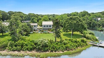 1160 Goose Creek Ln in Southold, NY - Building Photo