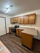 Courtyard Townhomes in Tomah, WI - Foto de edificio - Building Photo