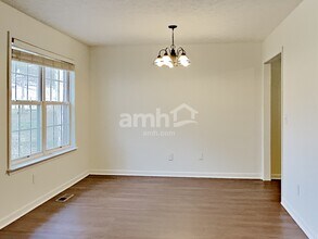 113 Buttonwood Dr in Smyrna, TN - Foto de edificio - Building Photo